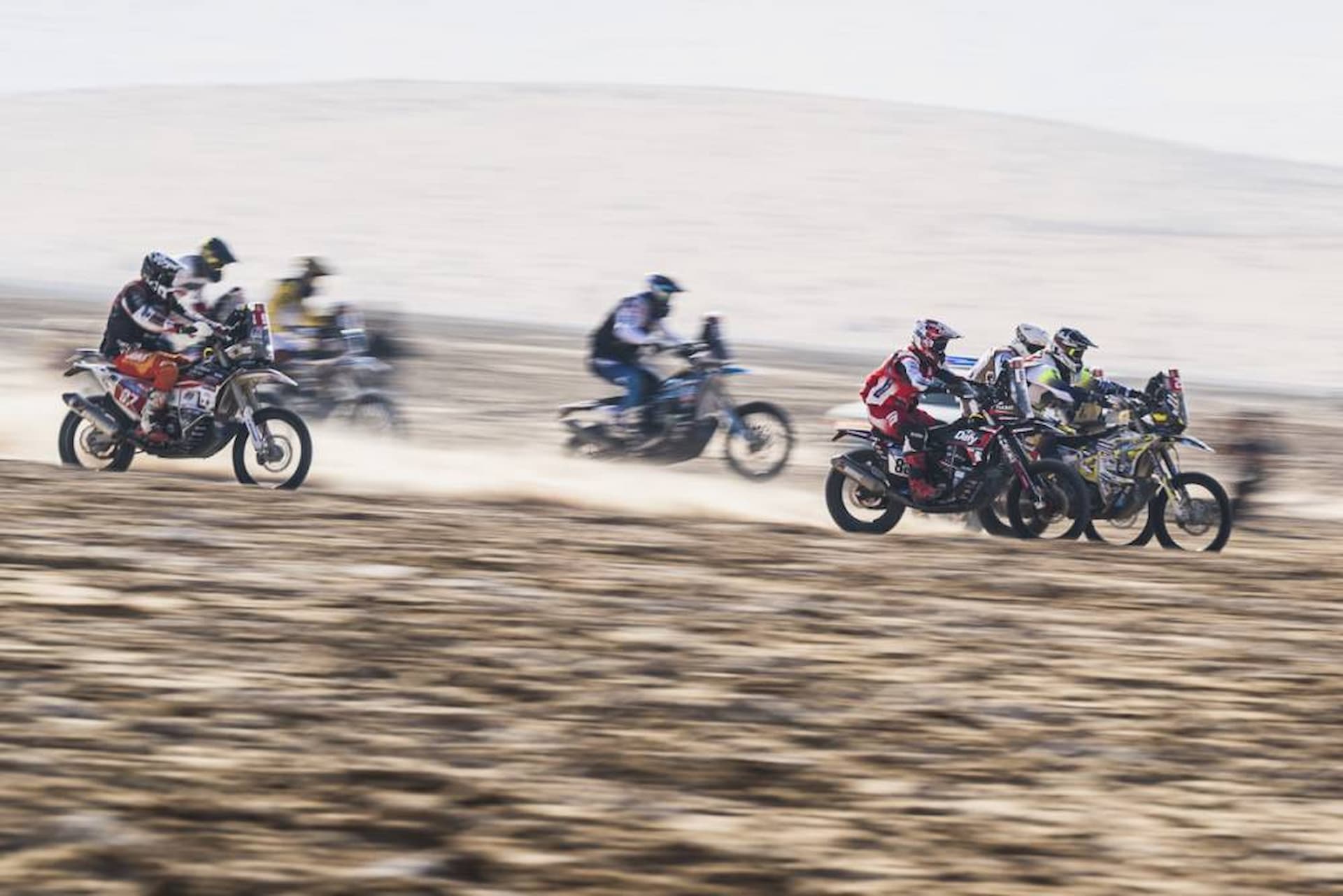 When the Desert Bites Back: What Really Happens When a Dakar Vehicle Breaks Down