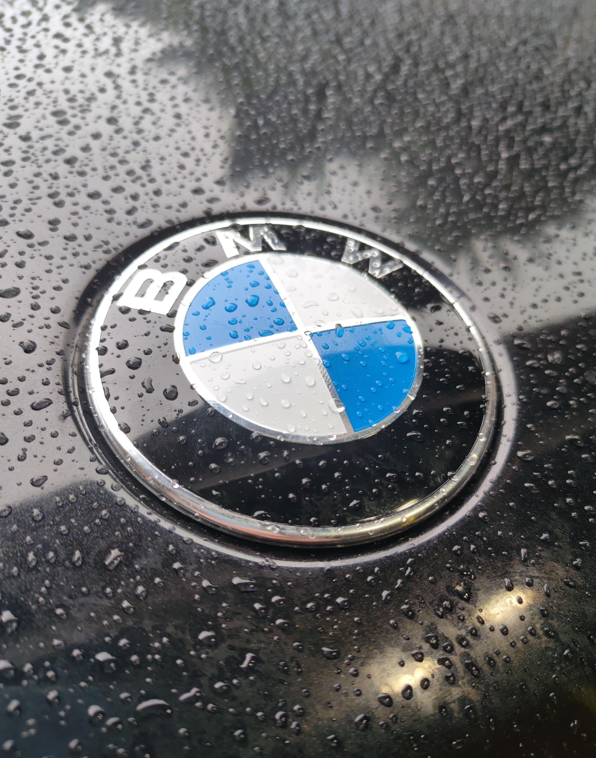 Axalta Named Exclusive Supplier for BMW Group’s Private Paint Label