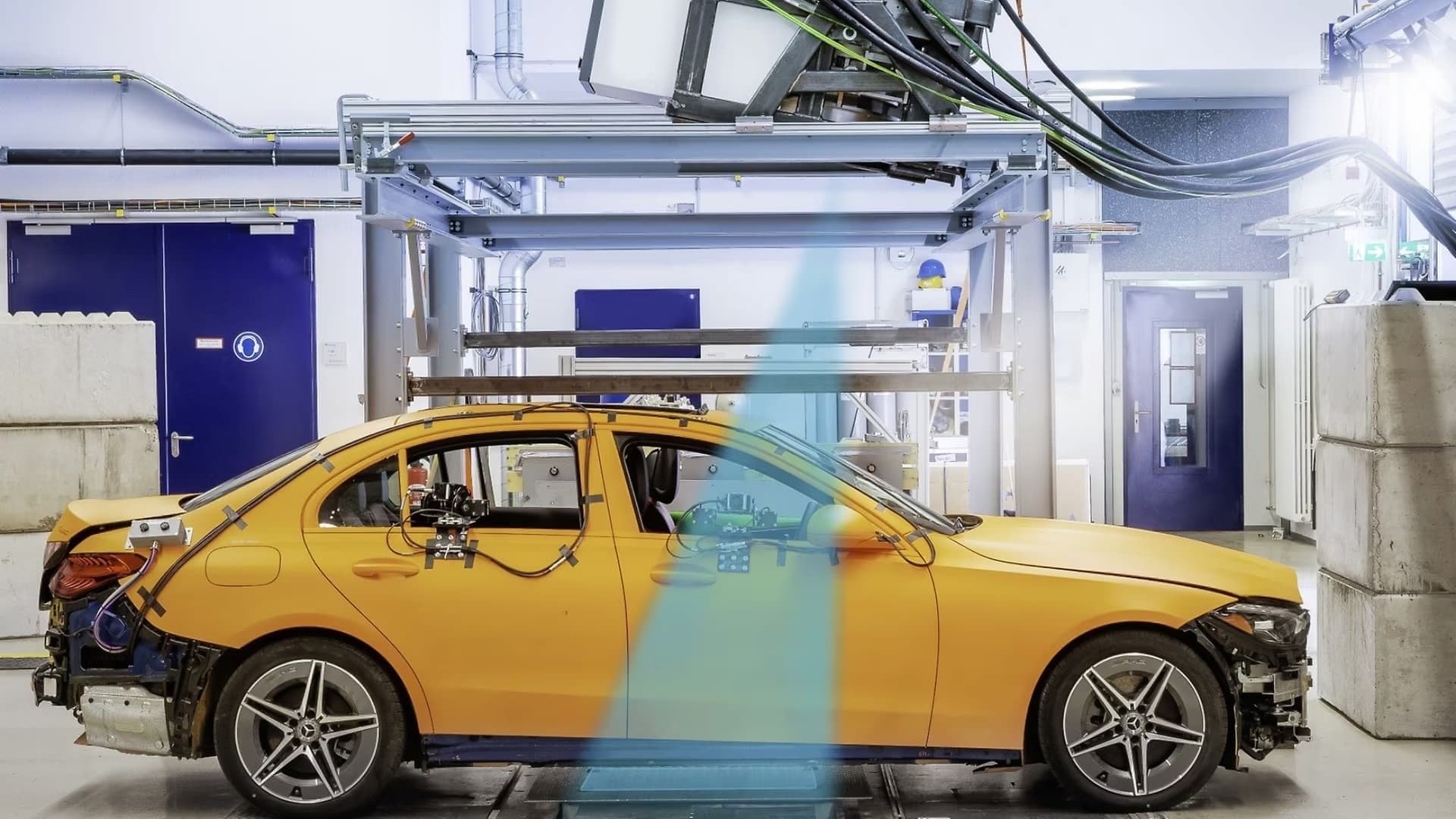 World’s first crash test using an X-ray camera conducted by Mercedes-Benz
