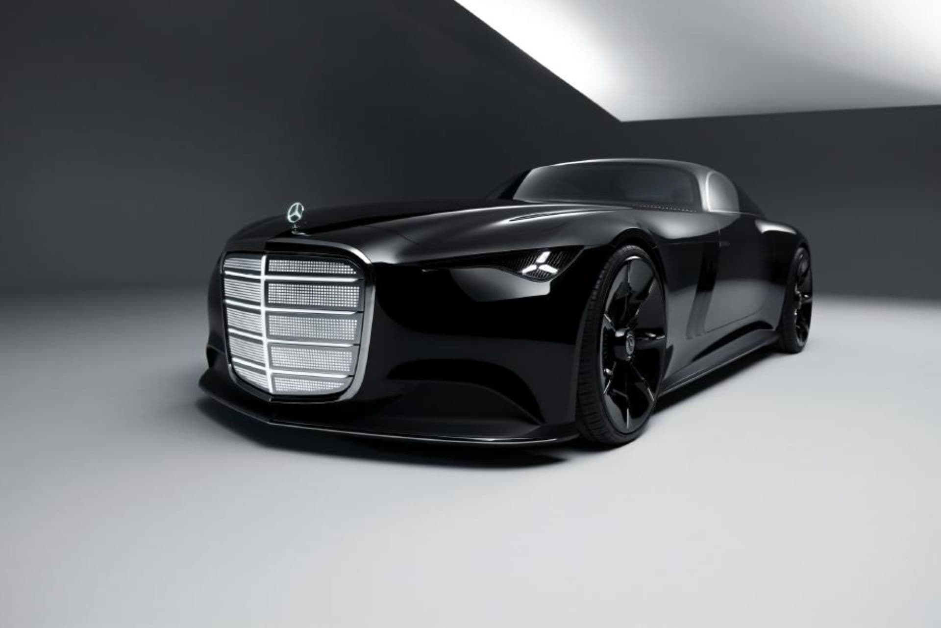 Mercedes-Benz Unveils Breakthrough Ultra-Thin Solar Technology for Electric Vehicles