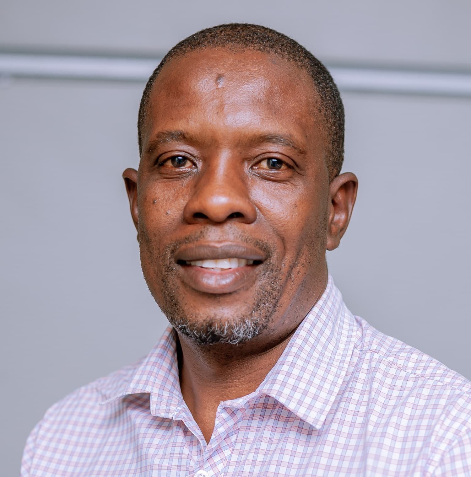 Dr. Tapiwa Mujakachi, President, CILT Zimbabwe