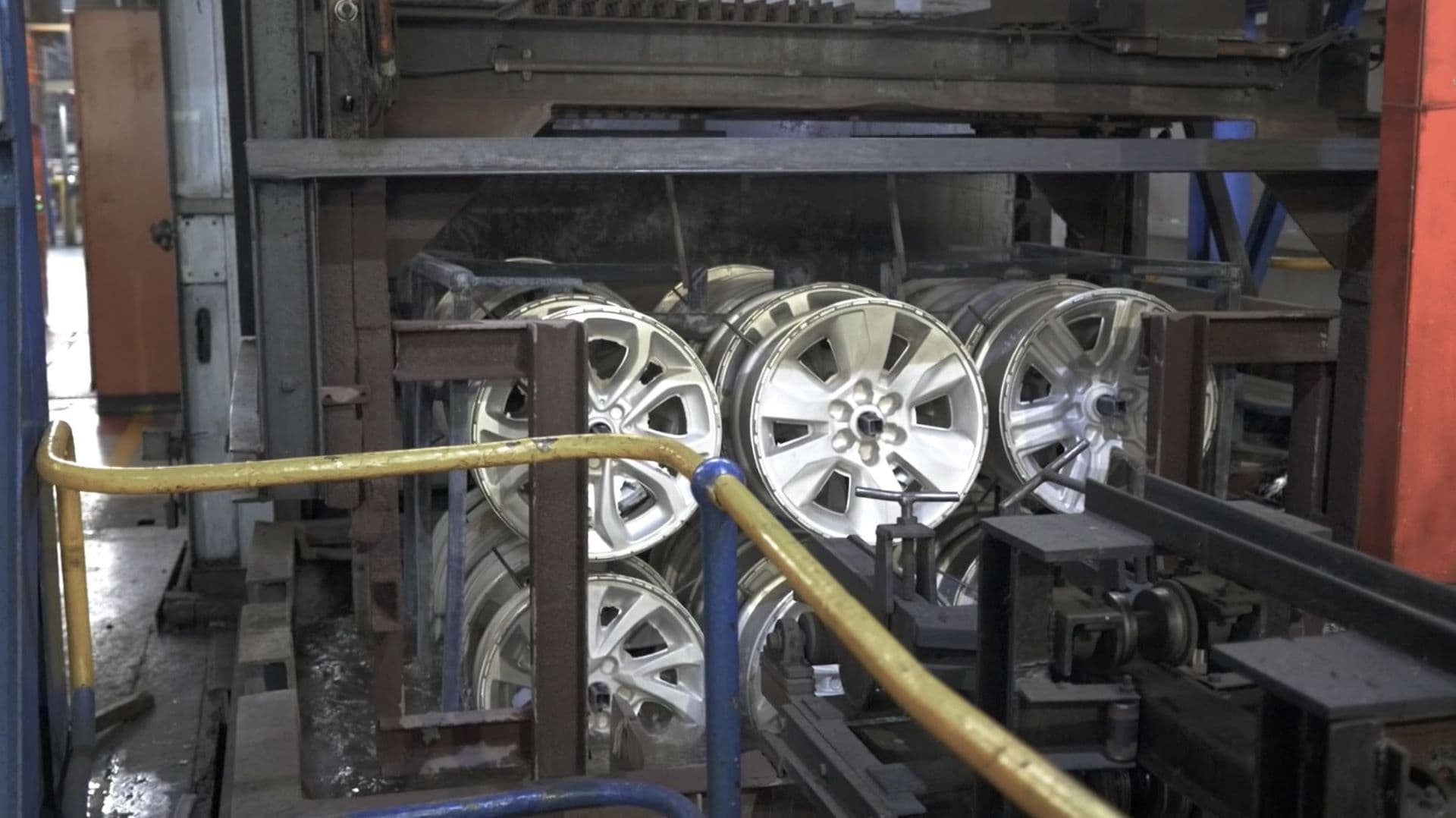 Solar Power Drives Manufacturing Resilience for Wheel Production and Repair Excellence