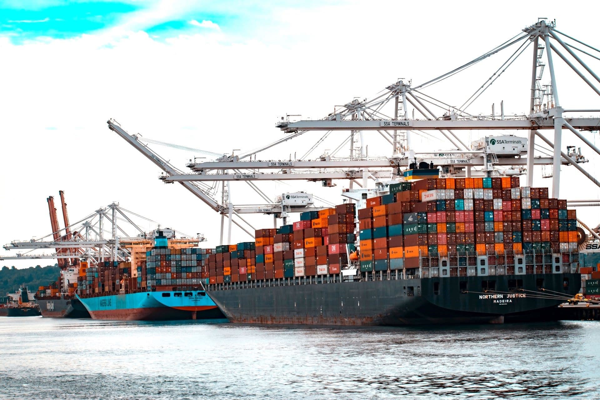 South Africa’s Exporters Confront US Tariff Turbulence