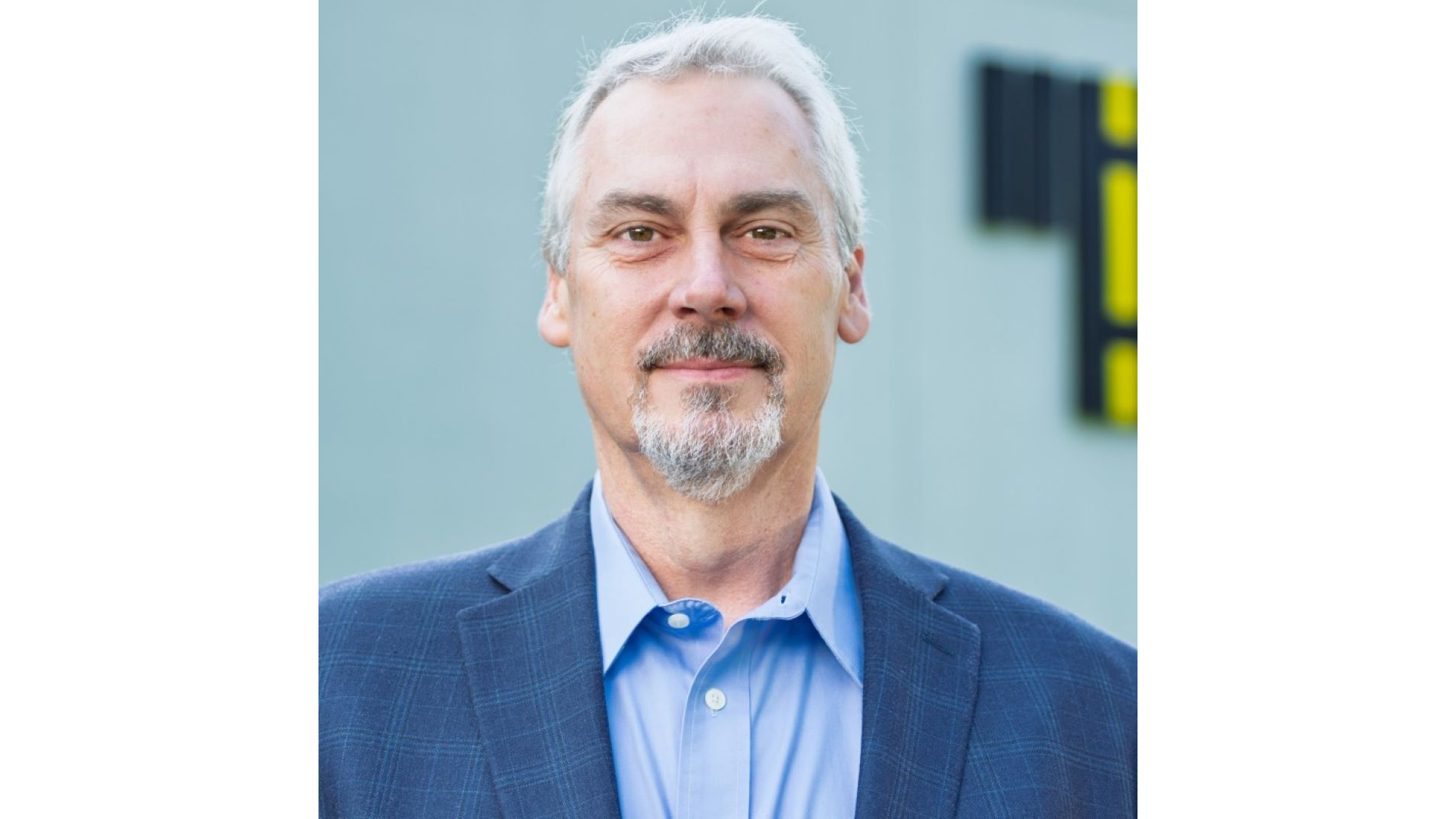 iihs-leader-calls-for-stronger-safety-commitment-as-vehicle-technology-advances